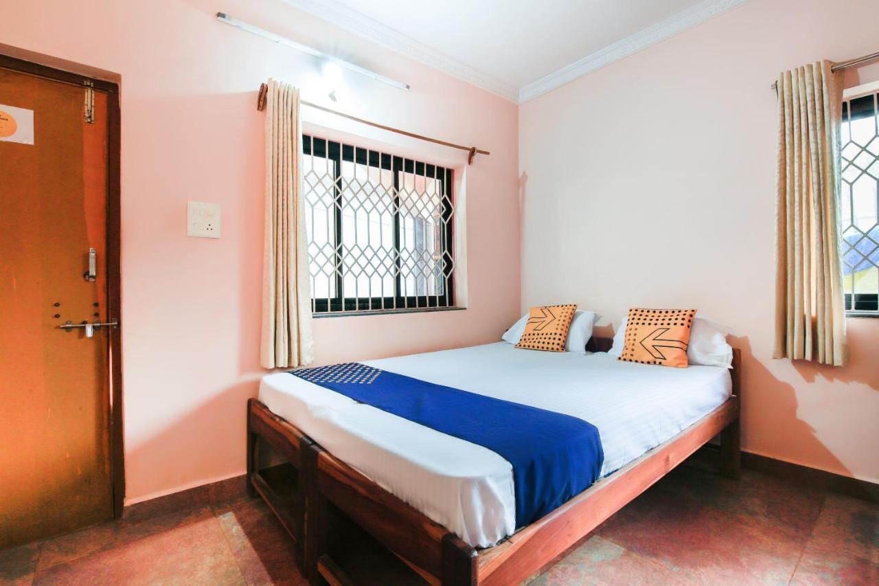Gods Gift Guesthouse Arambol Ngoại thất bức ảnh