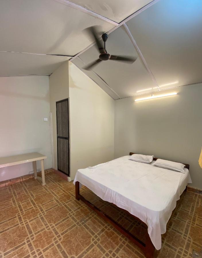Gods Gift Guesthouse Arambol Ngoại thất bức ảnh