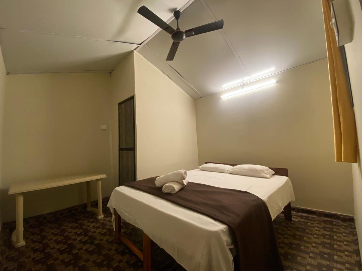 Gods Gift Guesthouse Arambol Ngoại thất bức ảnh