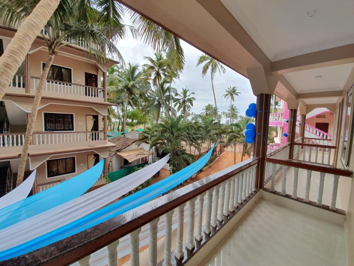 Gods Gift Guesthouse Arambol Ngoại thất bức ảnh