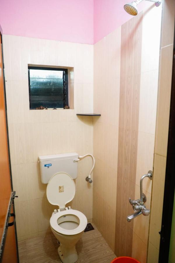 Gods Gift Guesthouse Arambol Ngoại thất bức ảnh