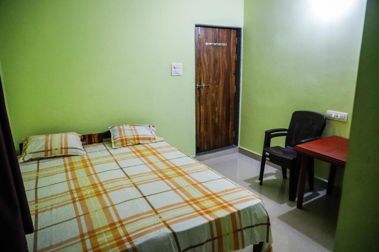 Gods Gift Guesthouse Arambol Ngoại thất bức ảnh